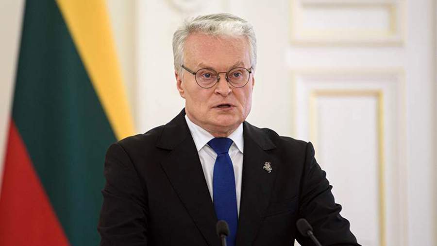 Президент Литвы Науседа принял отставку правительства