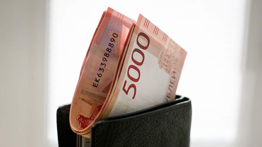 Аналитики раскрыли вносимую жителями городов-миллионников часть зарплаты на ипотеку