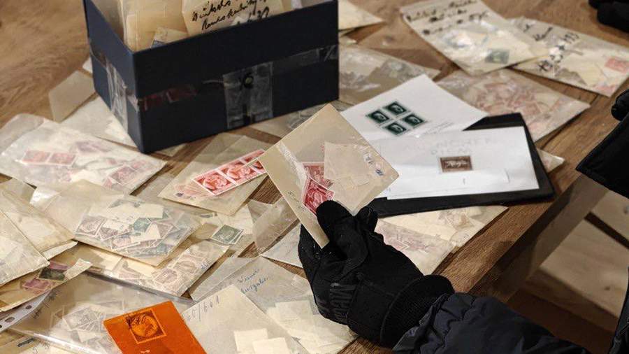 Из Польши пытались вывезти на Украину 14 тысяч марок с изображением Гитлера