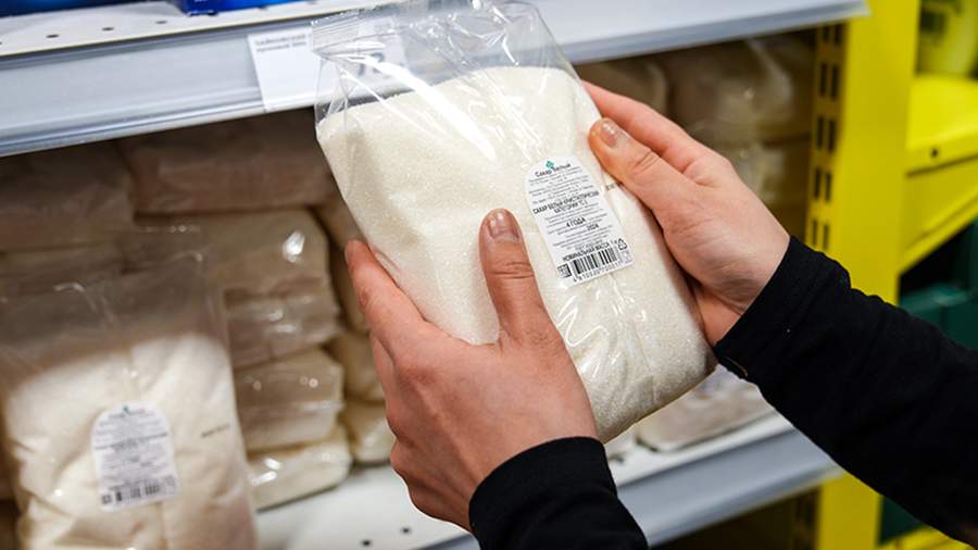 Эксперт назвал главные плюсы и минусы белого сахара