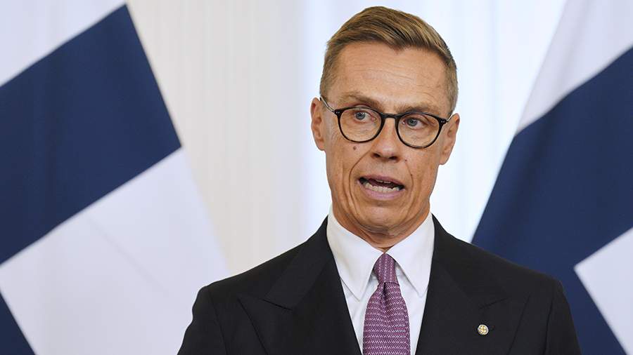 
                    В Финляндии указали на кривой галстук Стубба во время новогоднего выступления

        