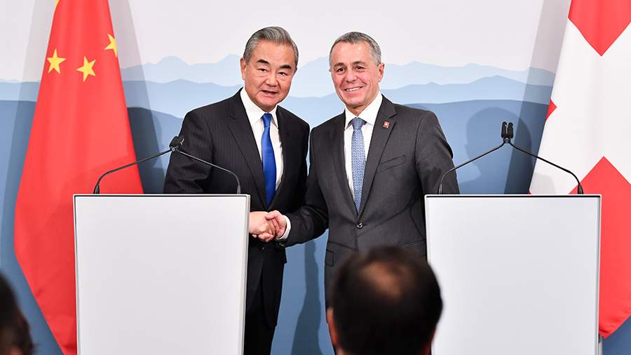 
                    Китай планирует укреплять инновационное сотрудничество со Швейцарией

        