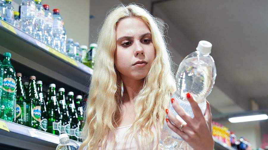 Врач рассказала о пользе воды для контроля веса тела