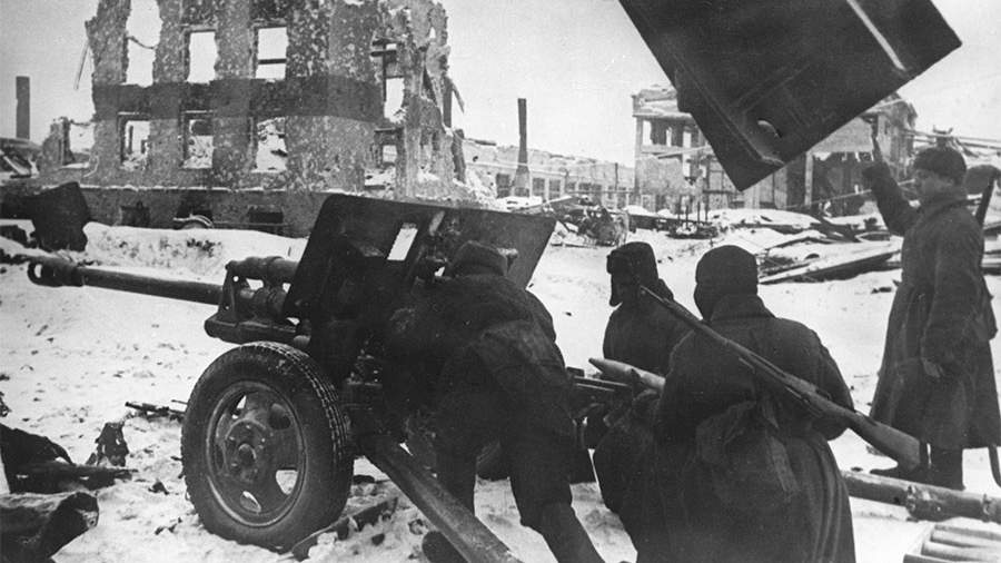 2 февраля отмечается День победы над немецко-фашистскими войсками в Сталинградской битве