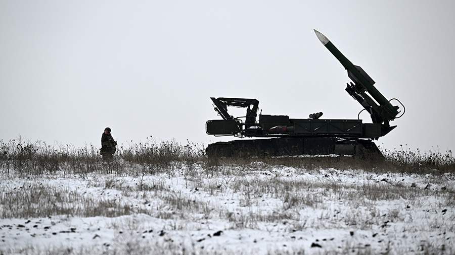 
                    Силы ПВО за ночь уничтожили украинские БПЛА над Ростовской областью

        