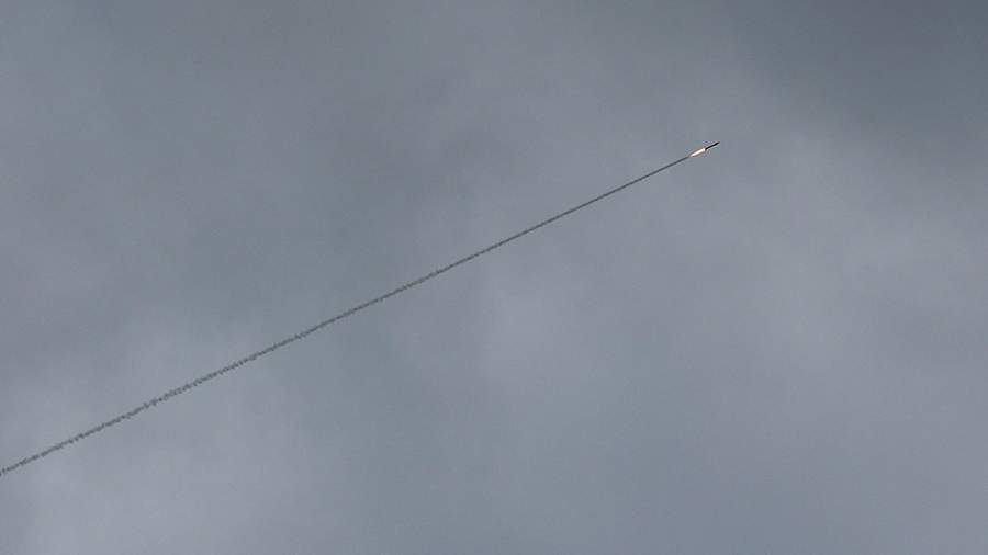 One person was killed when the debris of a downed rocket fell in Abu Dhabi.  | World News | Izvestia | 28.02.2026