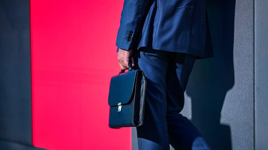 Зарплата в перестраховании РФ достигла 300 тыс. рублей