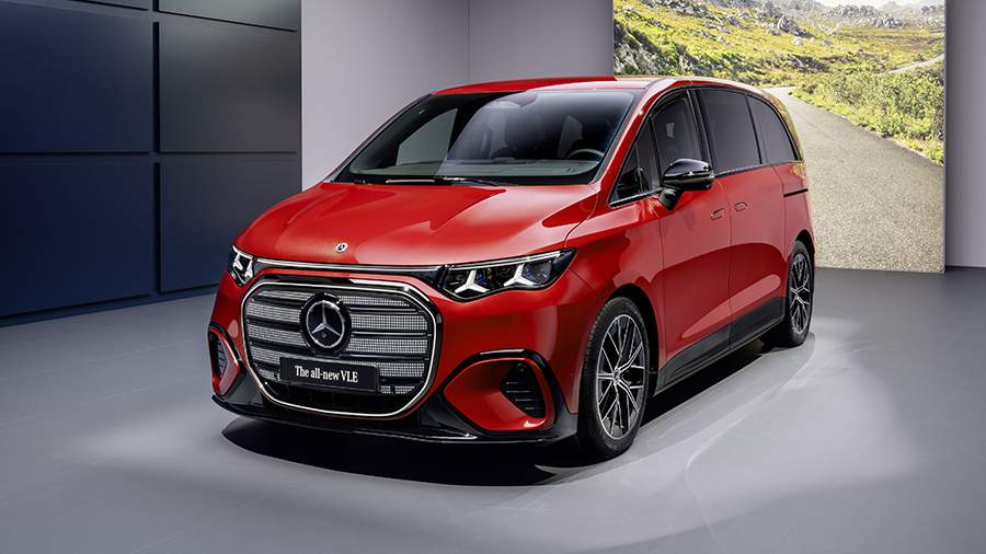 
                    Mercedes-Benz представил минивэн VLE с необычными креслами

        