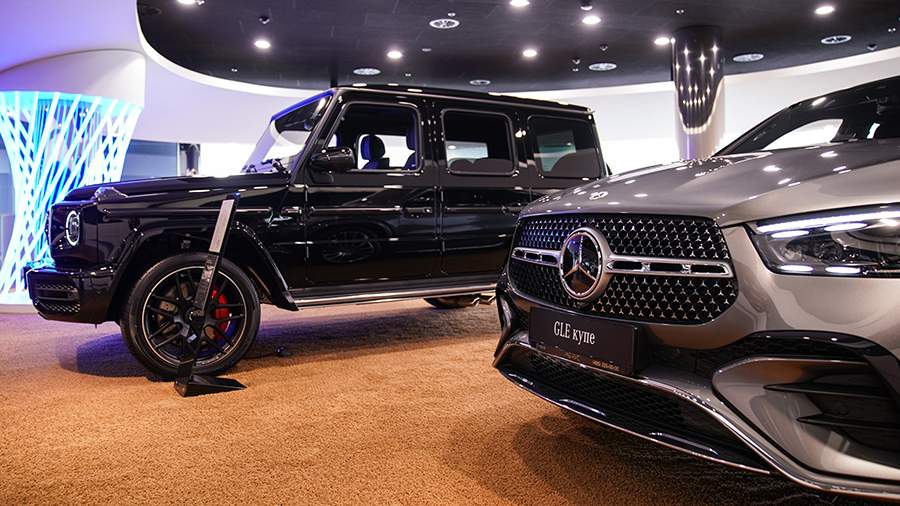 
                    Продажи новых Volkswagen и Mercedes-Benz резко выросли в России

        