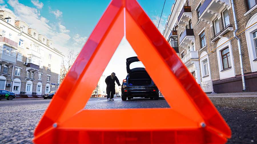
                    Число ДТП в Москве сократилось на 10% в 2026 году

        