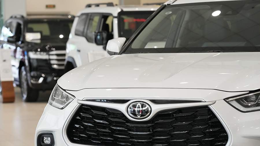 
                    Продажи автомобилей Toyota в РФ выросли почти вдвое в 2026 году

        