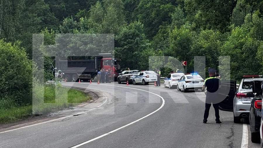 Число погибших при ДТП с грузовиком в Подмосковье возросло до двух