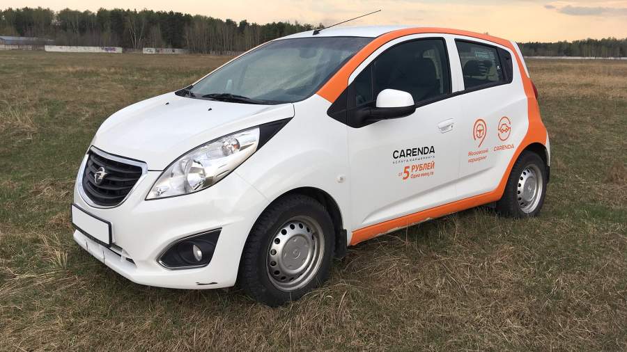 Ravon R2 — пожалуй, самый бюджетный хэтчбек в столичном автопарке