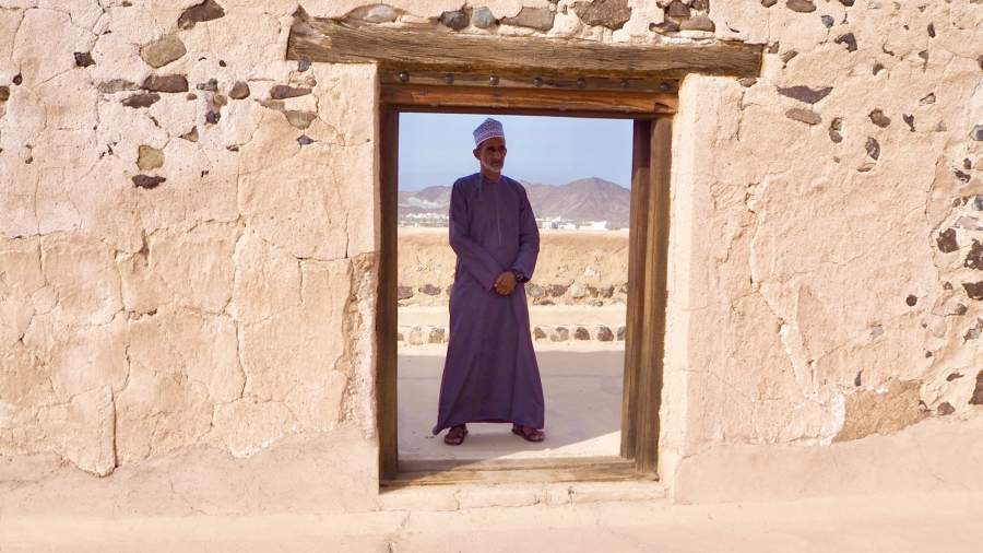 Оманец в национальной одежде
