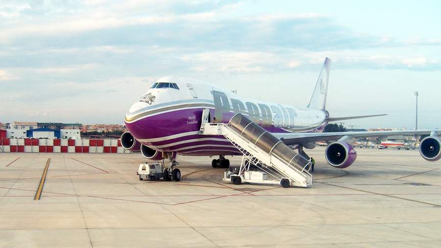 Boeing 747 компании Pronair в аэропорту Валенсии