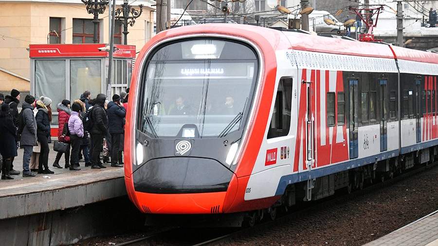 Поезд Московского центрального диаметра на станции «Белорусская»