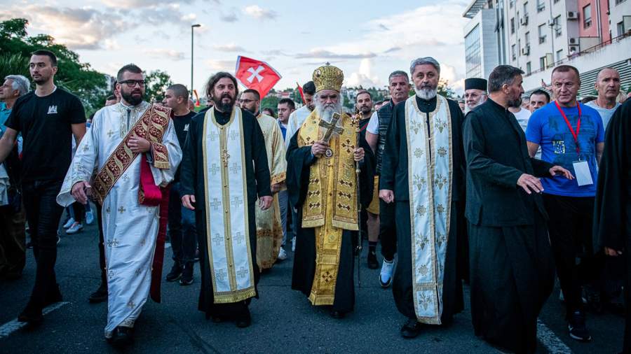 Священники принимают участие в акции протеста, Подгорица