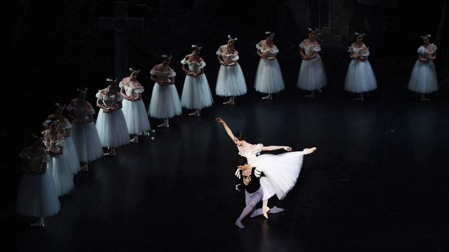 Матье Ганьо в балете «Жизель»