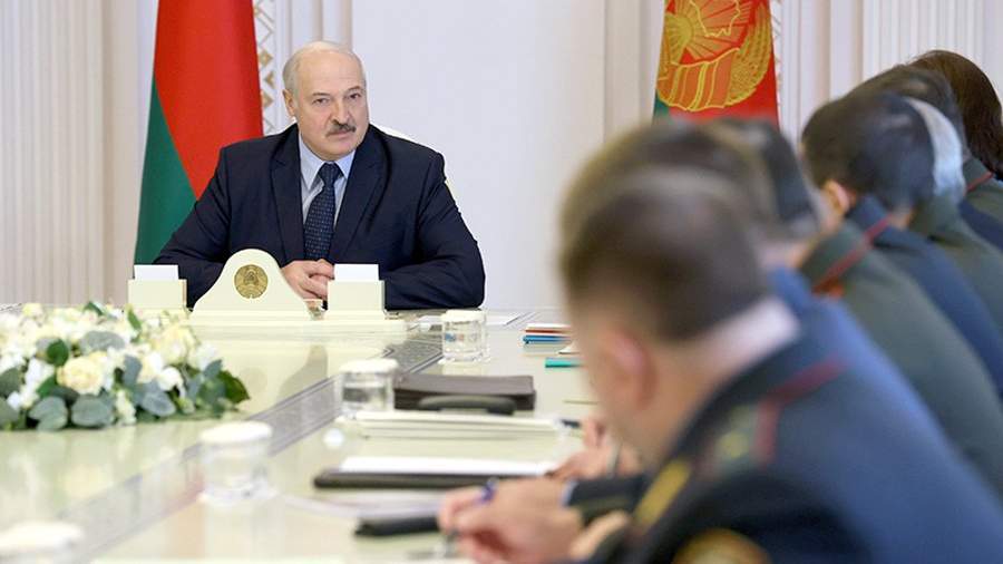 Президент Белоруссии Александр Лукашенко во время совещания по обеспечению безопасности избирательной кампании