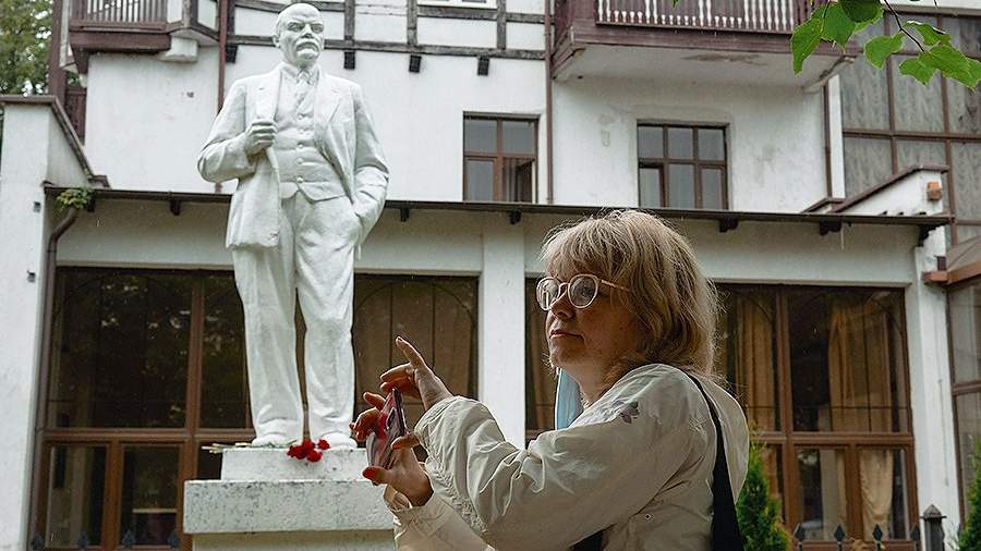 Скульптура Ленина в городе Зеленоградске Калининградской области
