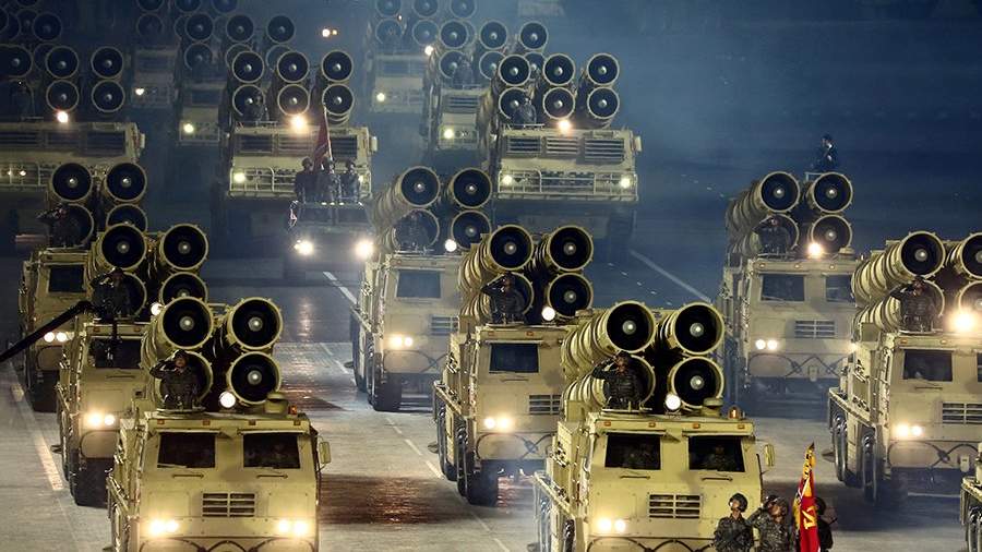 Военный парад в Пхеньяне