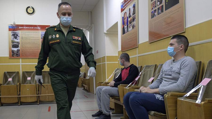 военный комиссар