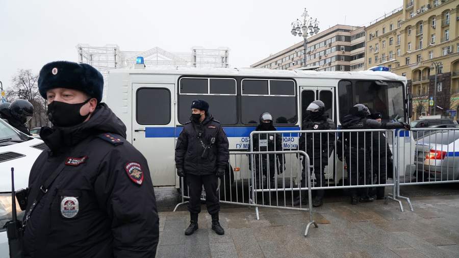 что делают с людьми которых задержали на митинге. Смотреть фото что делают с людьми которых задержали на митинге. Смотреть картинку что делают с людьми которых задержали на митинге. Картинка про что делают с людьми которых задержали на митинге. Фото что делают с людьми которых задержали на митинге