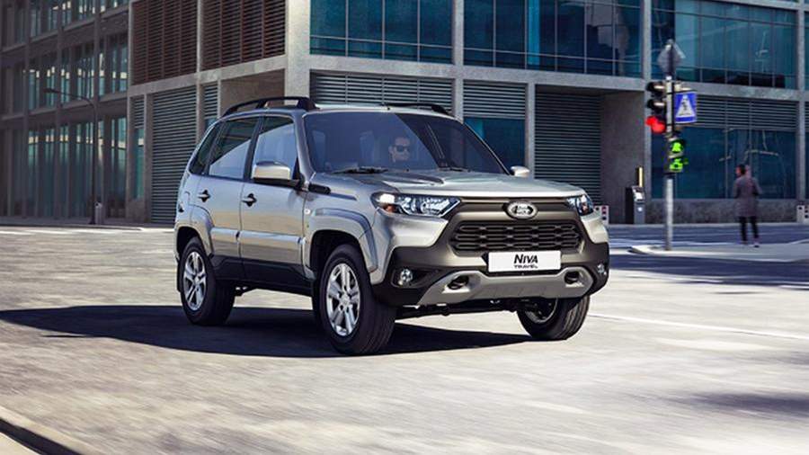 Lada Niva Travel