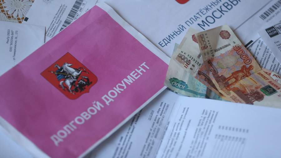 Каждому — по долгам: 7 млн россиян не смогут отдохнуть за границей