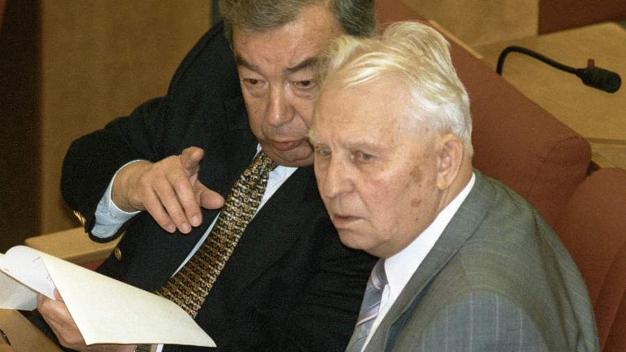 биография лигачева егора кузьмича. RIAN 82481.HR .ru. биография лигачева егора кузьмича фото. биография лигачева егора кузьмича-RIAN 82481.HR .ru. картинка биография лигачева егора кузьмича. картинка RIAN 82481.HR .ru. Егор Кузьмич Лигачев — советский и российский государственный деятель. Расцвет деятельности политика пришелся на 80-е годы в статусе члена политбюро и должности секретаря ЦК КПСС. Являлся активным сторонником программных мер перестройки, инициатором нашумевшей антиалкогольной кампании и сухого закона. Много лет возглавлял Томскую и Новосибирскую области, в которых родился и вырос. биография лигачева егора кузьмича. RIAN 82481.HR .ru. биография лигачева егора кузьмича фото. биография лигачева егора кузьмича-RIAN 82481.HR .ru. картинка биография лигачева егора кузьмича. картинка RIAN 82481.HR .ru. Егор Кузьмич Лигачев — советский и российский государственный деятель. Расцвет деятельности политика пришелся на 80-е годы в статусе члена политбюро и должности секретаря ЦК КПСС. Являлся активным сторонником программных мер перестройки, инициатором нашумевшей антиалкогольной кампании и сухого закона. Много лет возглавлял Томскую и Новосибирскую области, в которых родился и вырос.