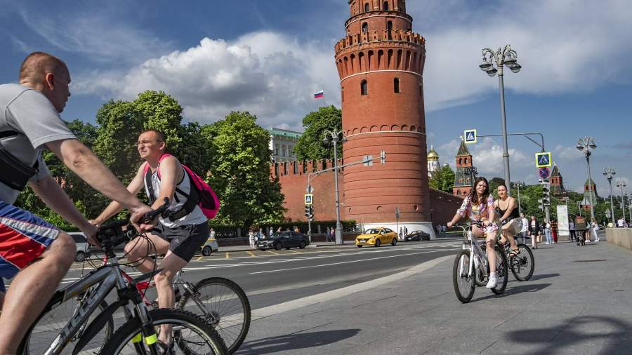 велосипедисты в Москве