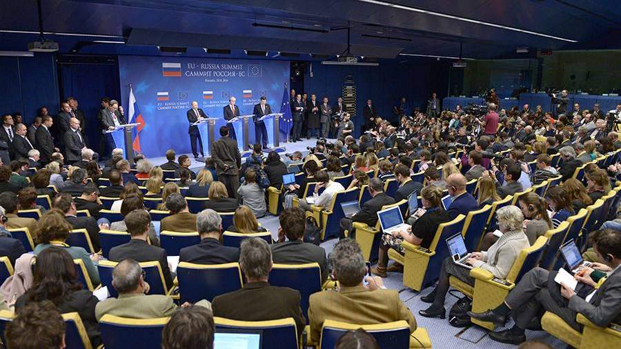 Совместная пресс-конференция по итогам встречи на высшем уровне Россия – Европейский союз в Брюсселе. 2014 год