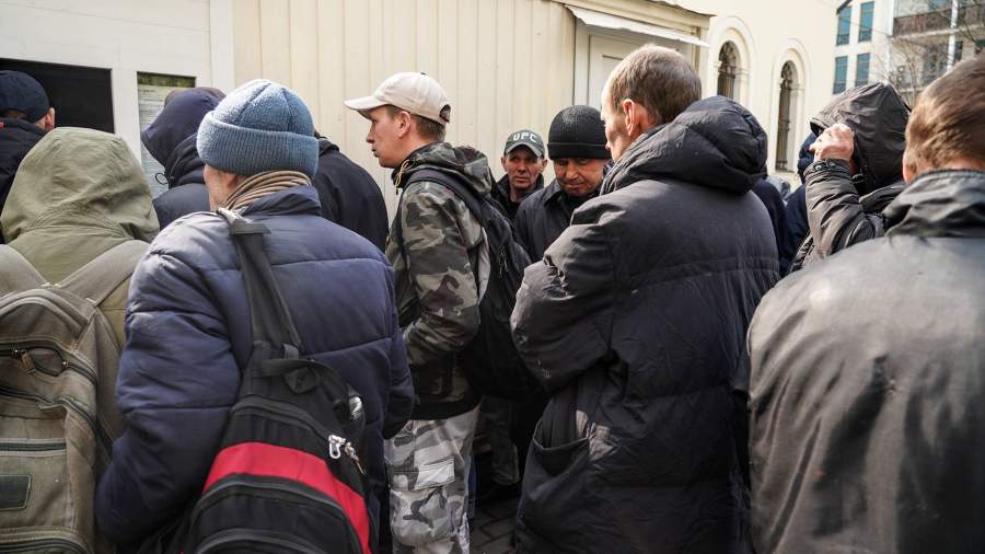 когда было принято крепостное право