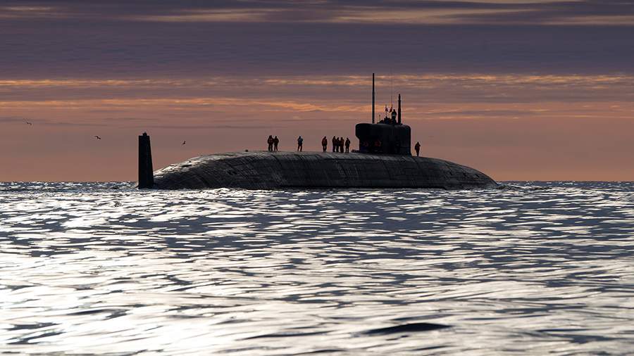 Атомный подводный ракетный крейсер стратегического назначения «Князь Олег» проекта 955А (шифр «Борей-А») во время первого испытательного выхода в Белое море. Май 2021 года