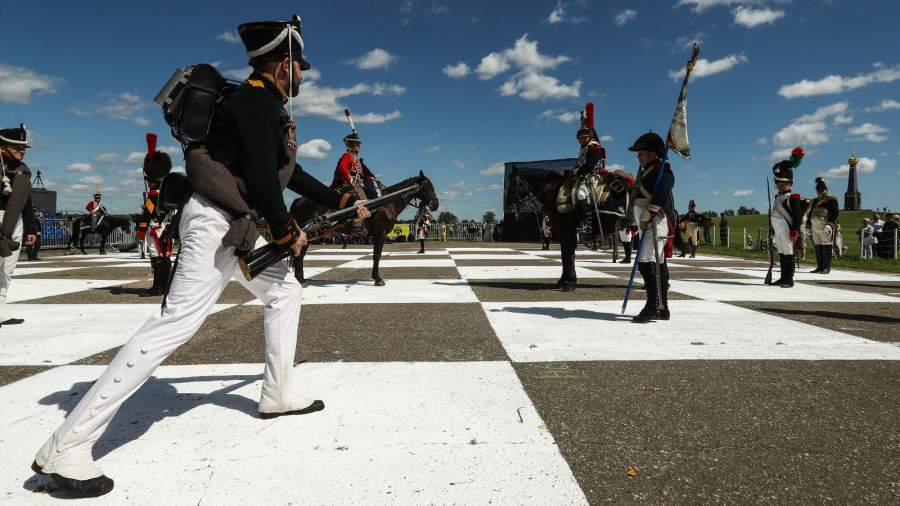 Турнир «Живые шахматы» на Бородинском поле