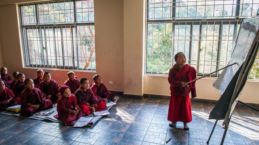 Через тернии к пятеркам: самые необычные школы мира