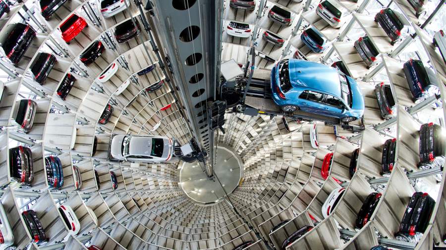 Хорошо стоим: 10 самых необычных автомобильных стоянок в мире