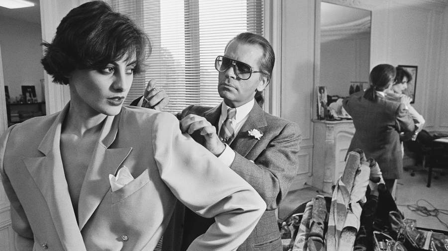 Больше чем дизайнер: архивные фотографии Карла Лагерфельда