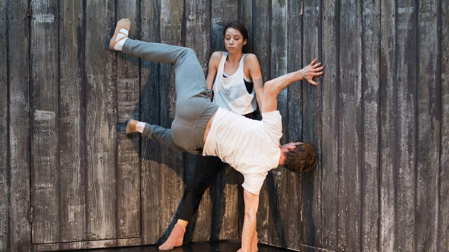 Геометрия в танце: как проходят репетиции новой балетной программы «Ингер / Браун / Прельжокаж»