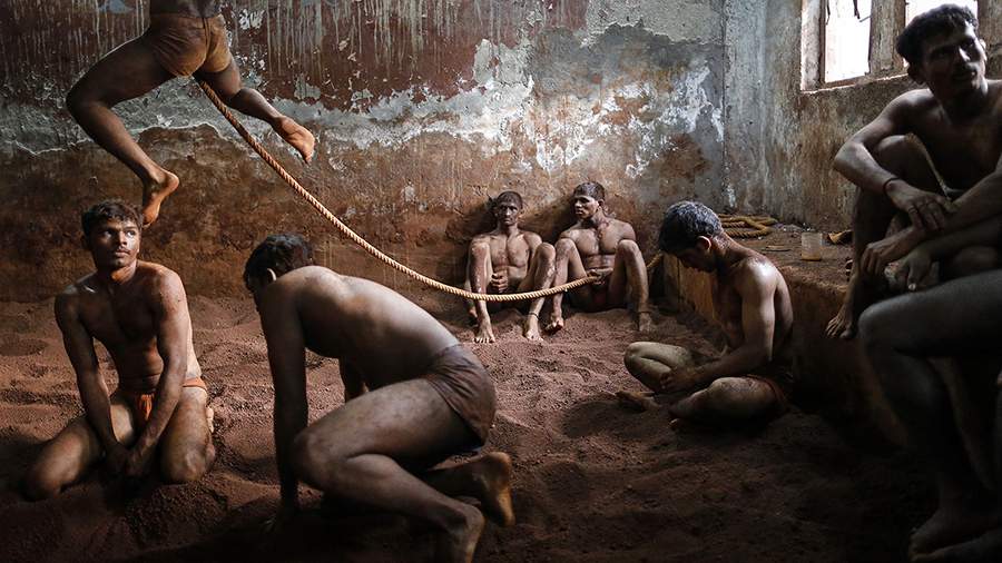 Опасное искусство: зачем индусы тренируют пальцы