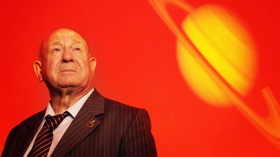 Человек из невесомости: памяти Алексея Леонова