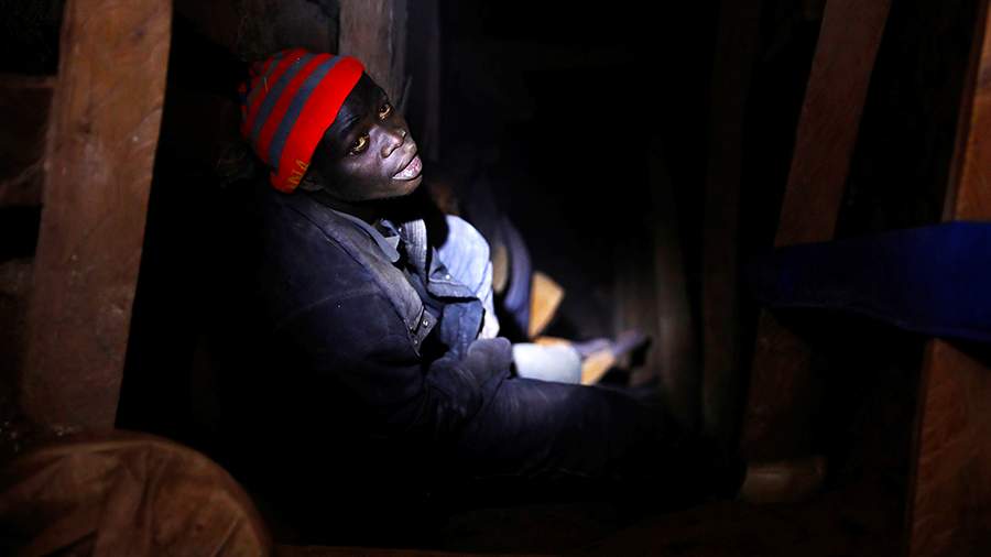 Серое золото: кто платит за смартфоны кровью