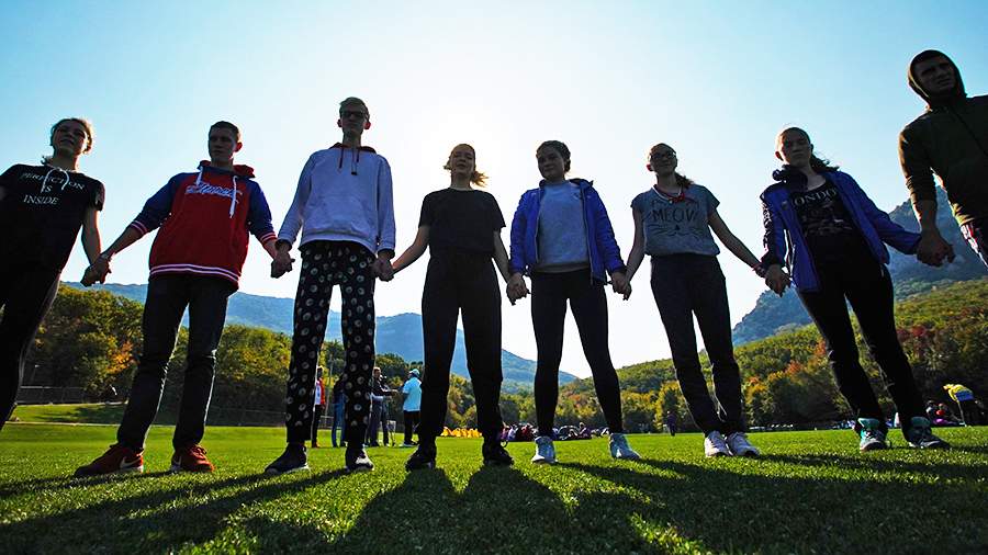 Юные туристы: в Крыму завершился Большой слет «Артека»