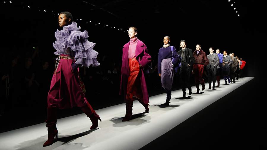 Королевы помойки: Миланская неделя моды играет на контрастах