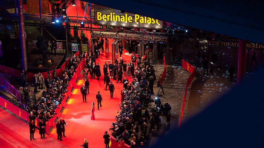 Медведь пришел: что было на открытии Берлинского кинофестиваля