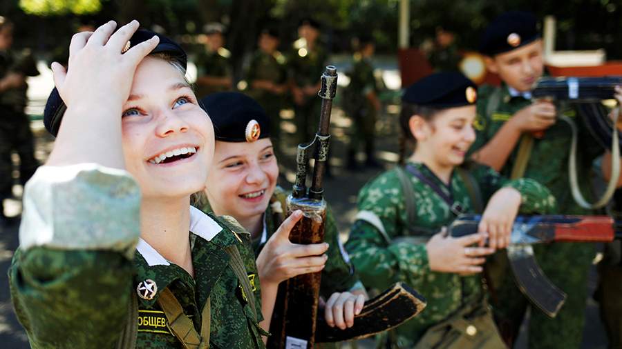 Девичья гордость: чему учат в кадетской школе