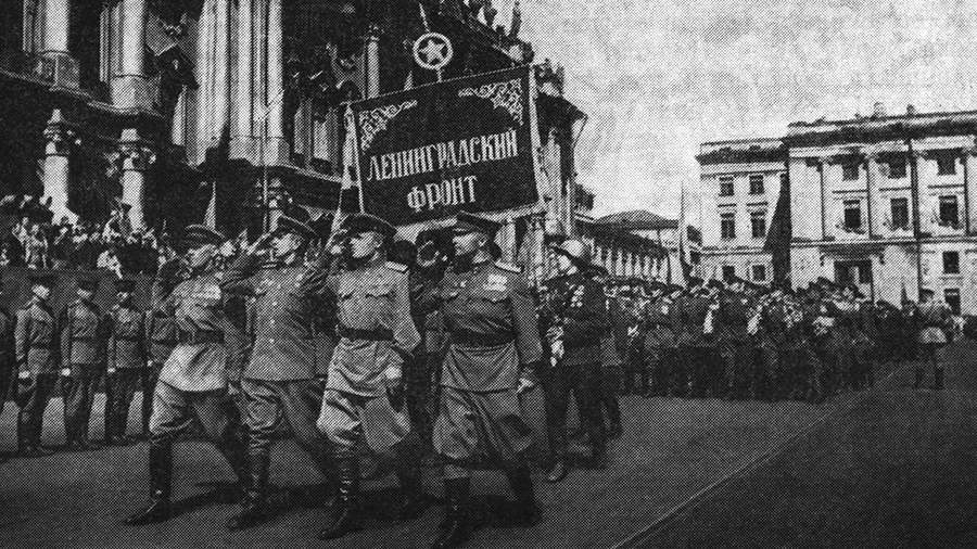 Встречный марш: как победители входили в Ленинград