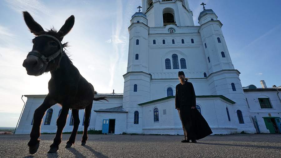 Мастера возрождения: как в Коми сохранили древнюю обитель