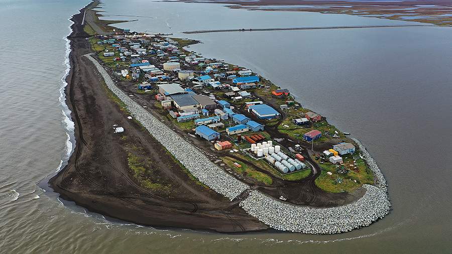 Тени исчезают: поселок Кивалина на Аляске уходит под воду