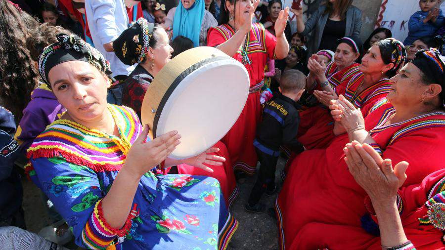 Ответный пас: почему берберские женщины вышли на поле боя